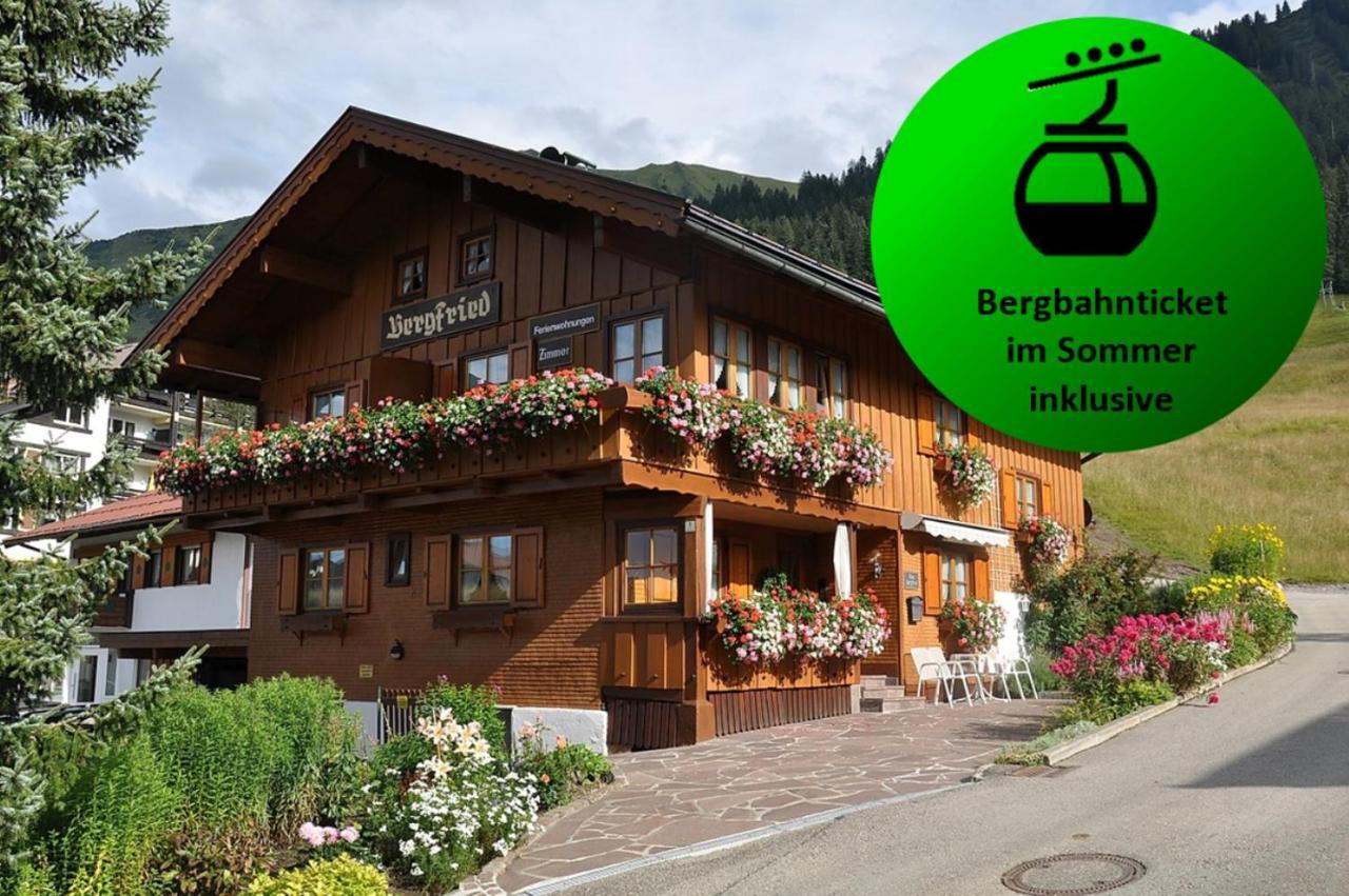 Das Bergfried - Urlaub Zentral Und Ruhig! Lägenhet Riezlern Exteriör bild